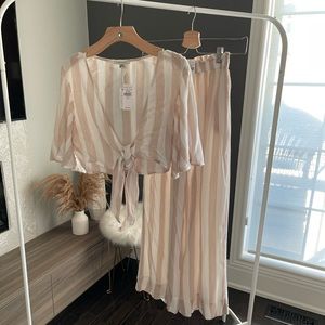 Matching set (top + pants) American Eagle